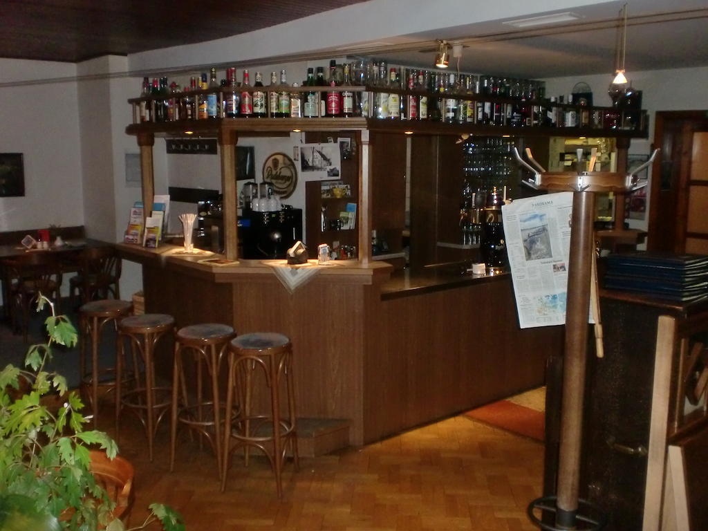 Hotel & Restaurant "Zum Firstenstein" Konigshain Экстерьер фото
